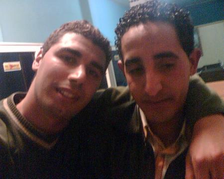 adilos
